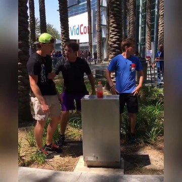 Comment se faire voler la vedette à chaque fois : trick de fou