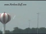 USAF Thunderbirds - Low Bomb Burst - Dayton Airshow 7/28-29/07