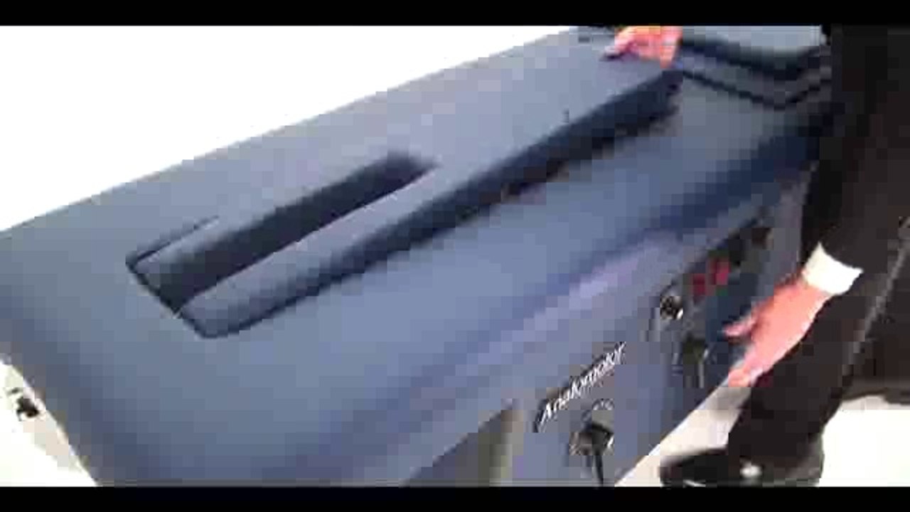 Anatomotor Roller Massage Traction Table Demo 1