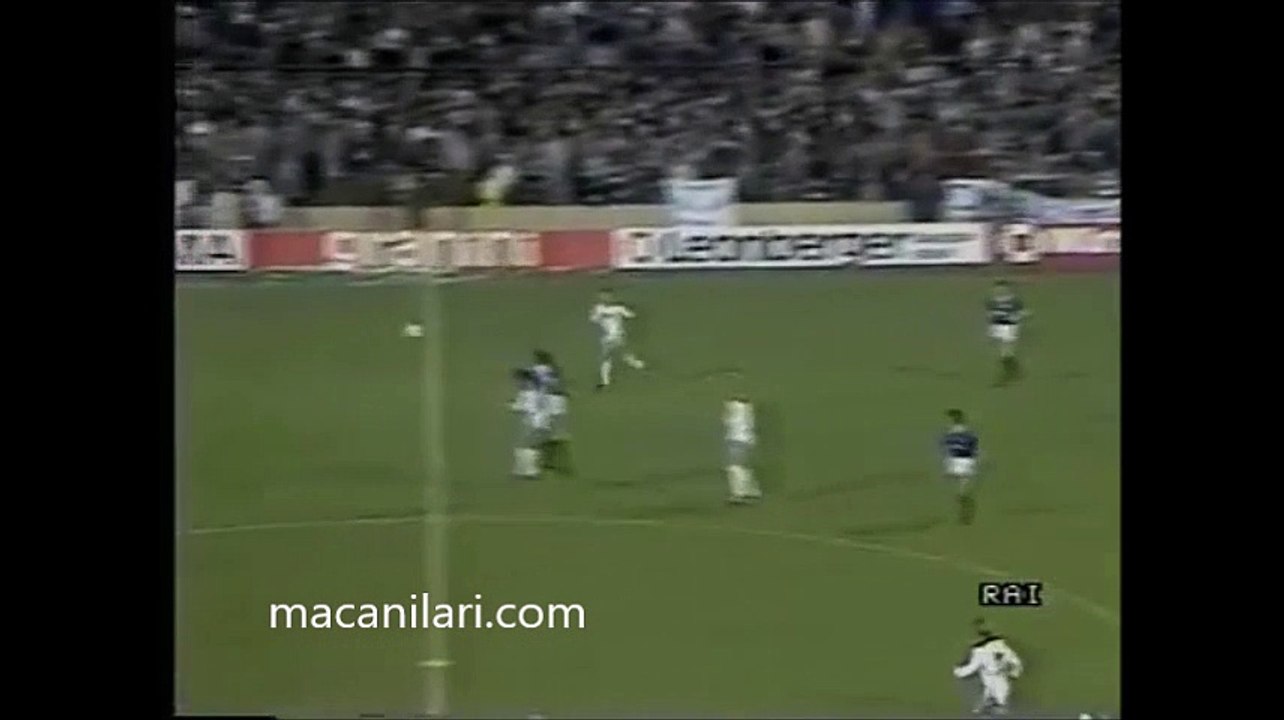 10.12.1986 - 1986-1987 UEFA Cup 3rd Round 2nd Leg Borussia Mönchengladbach 0-0 Glasgow Rangers