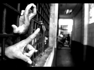 KRANEO Feat DELAKANA - ECOS EN EL BARRIO