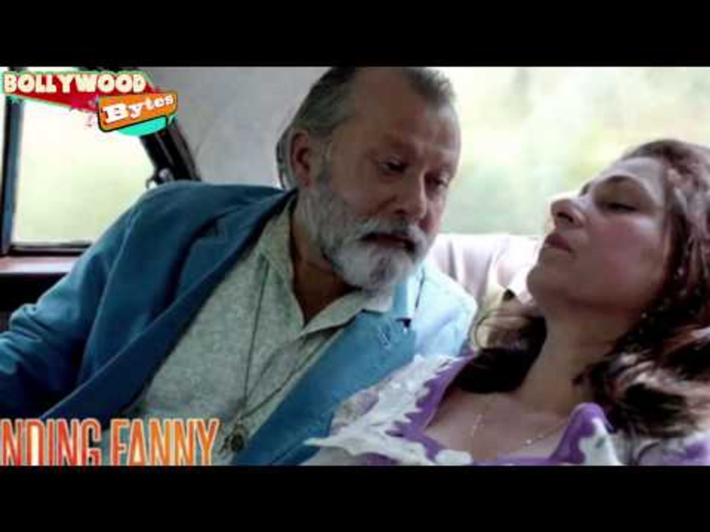 Dimple Khanna Sex Video - Dimple Kapadia's FAKE BUTT In \