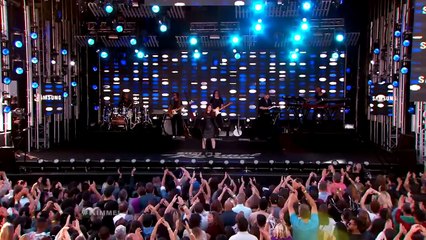 Meghan Trainor Performs "Me Too"