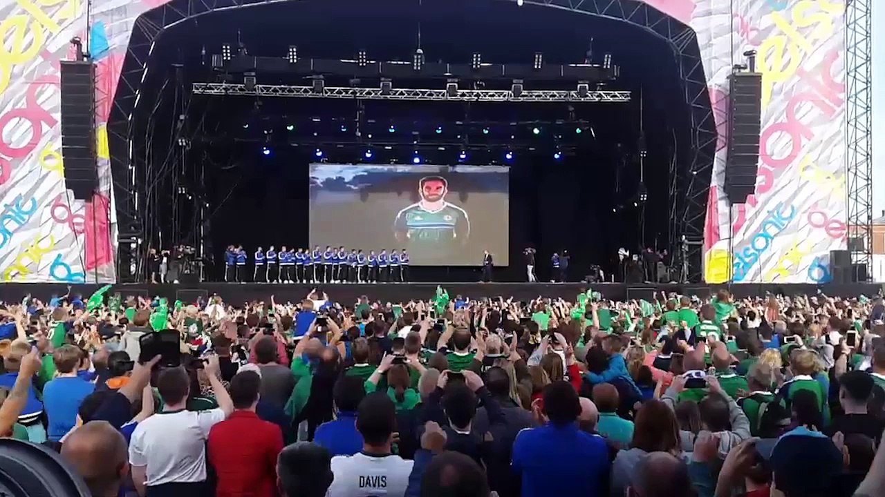 Will Grigg accueilli en héros en Irlande du Nord