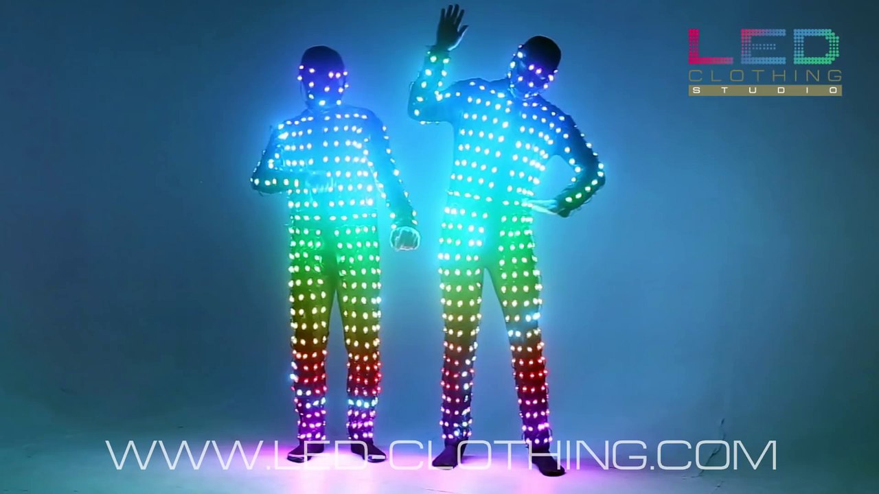 Déguisement de dingue : une combinaison de lumières LED pour faire la teuf !