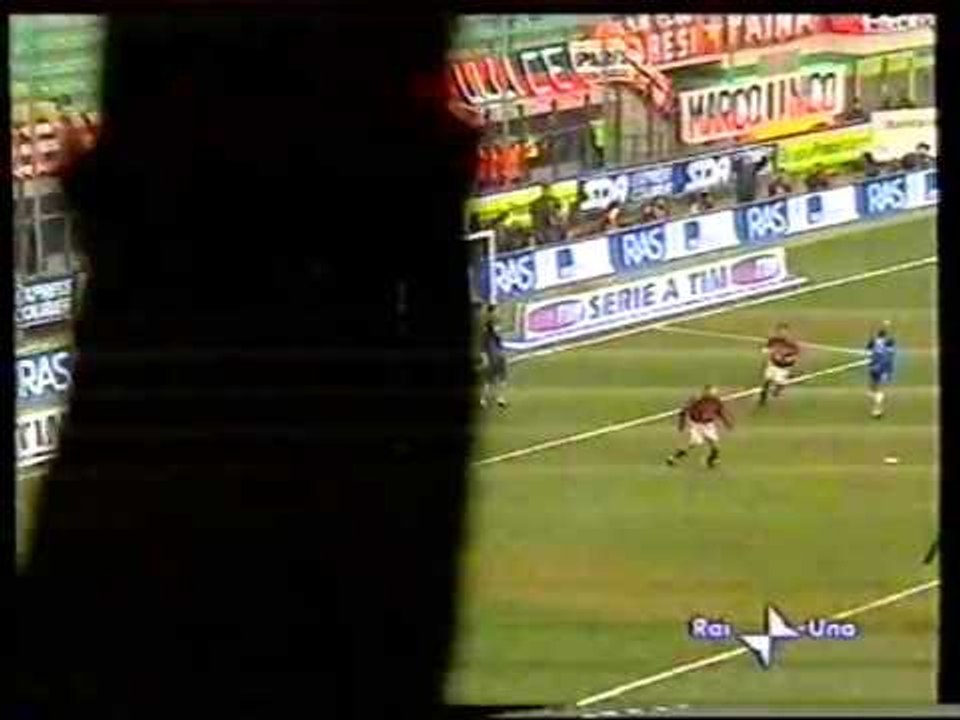 Pirlo global goal | Milan 2002