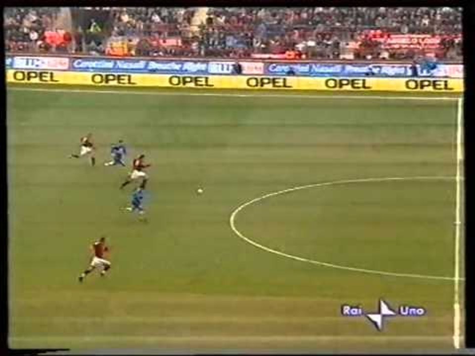 Milan vs Sampdoria # Kaka running