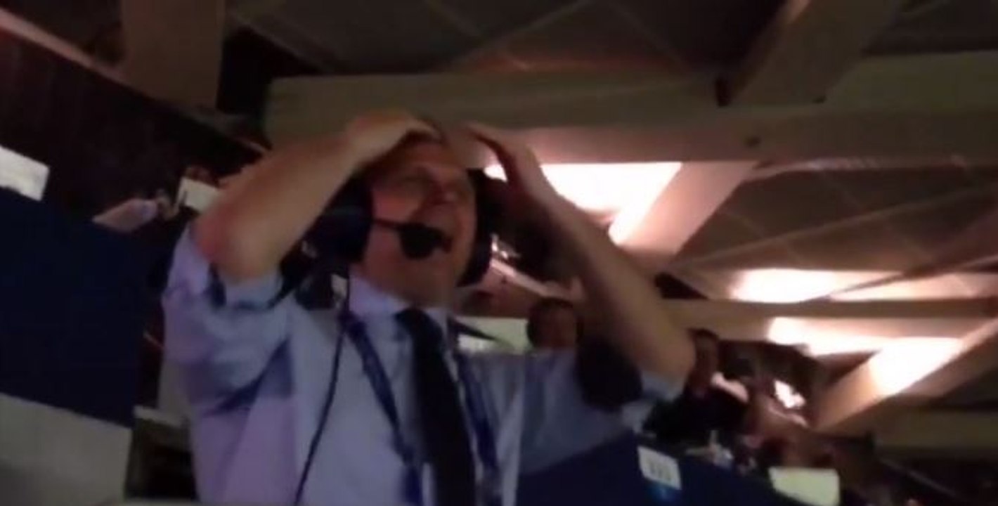 Euro 2016 : Le commentateur fou islandais pète encore les plombs contre l’Angleterre (vidéo)