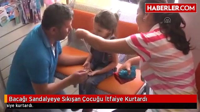 Bacağı Sandalyeye Sıkışan Çocuğu İtfaiye Kurtardı