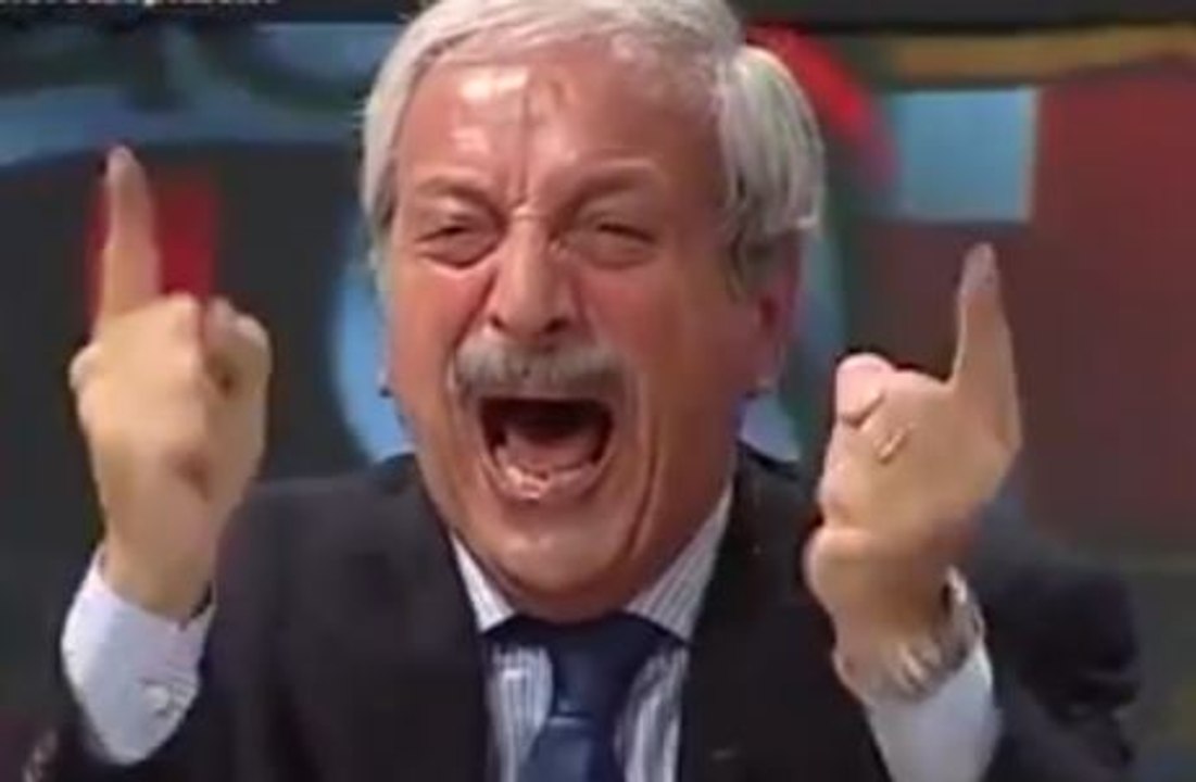 Cinq commentateurs sportifs qui ont marqué l’histoire du football