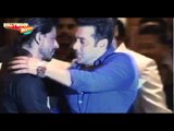 Shah Rukh and Salman Again Hug Each Other at IFTAAR party