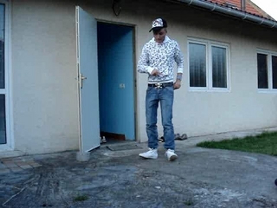 MOii // DEBUT DE TECKTONiiK JSAii SA VO PA GRD CHOZ XD