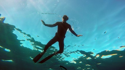 Go pro drop while snorkeling