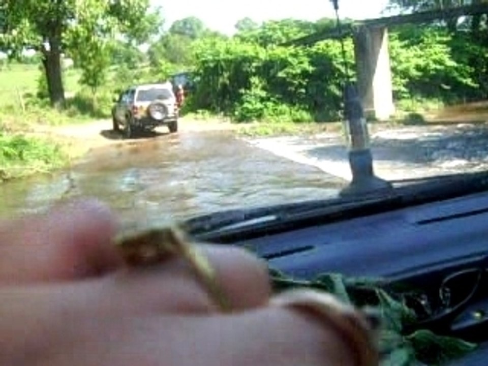 Monique Chaverot Suzuki Vitara Passage à Gué en 2007 IMG_1029