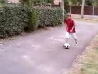 tonio dribble a la ronaldo