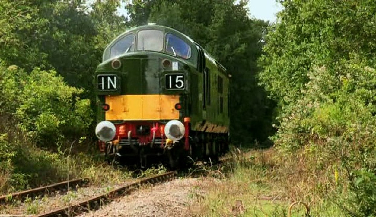 Great British Railway Journeys - S03E04 - Epping To Hackney