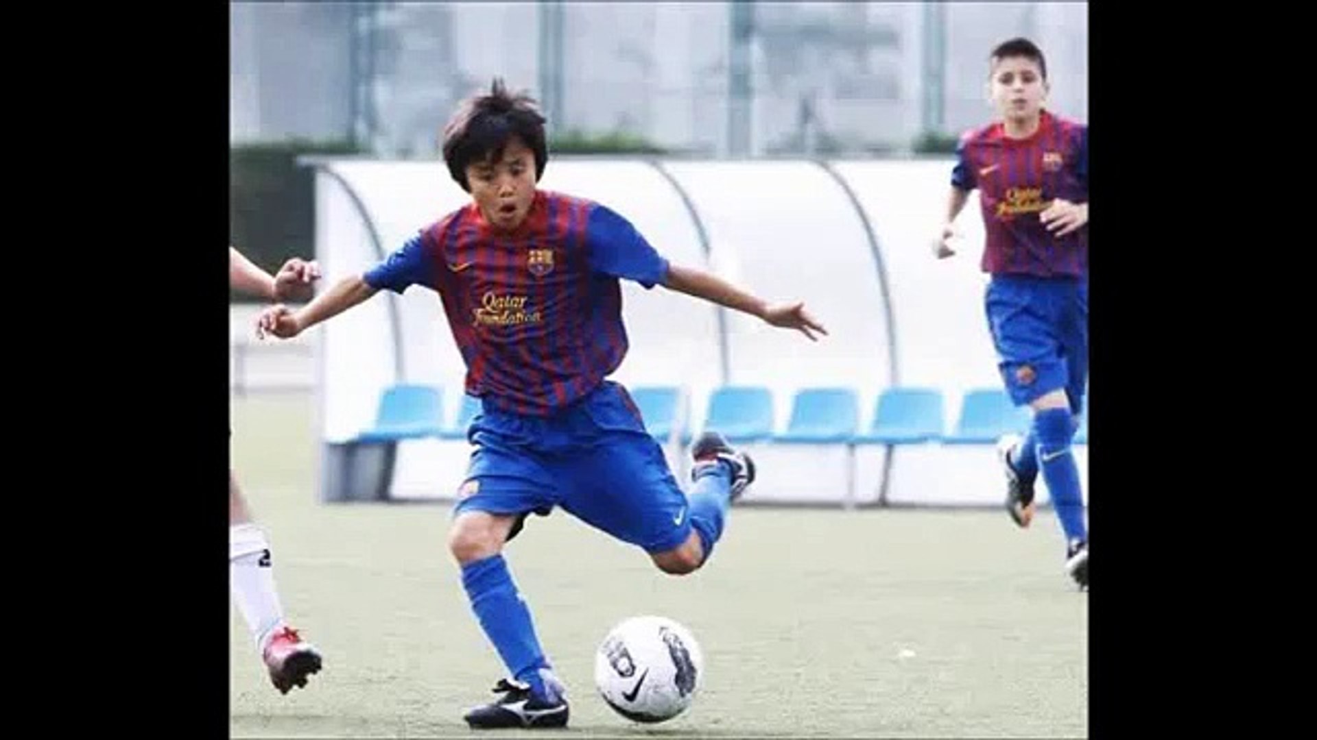 久保建英 海外の反応は 10歳でバルセロナと契約した天才サッカー少年が強烈な凱旋デビュー Video Dailymotion
