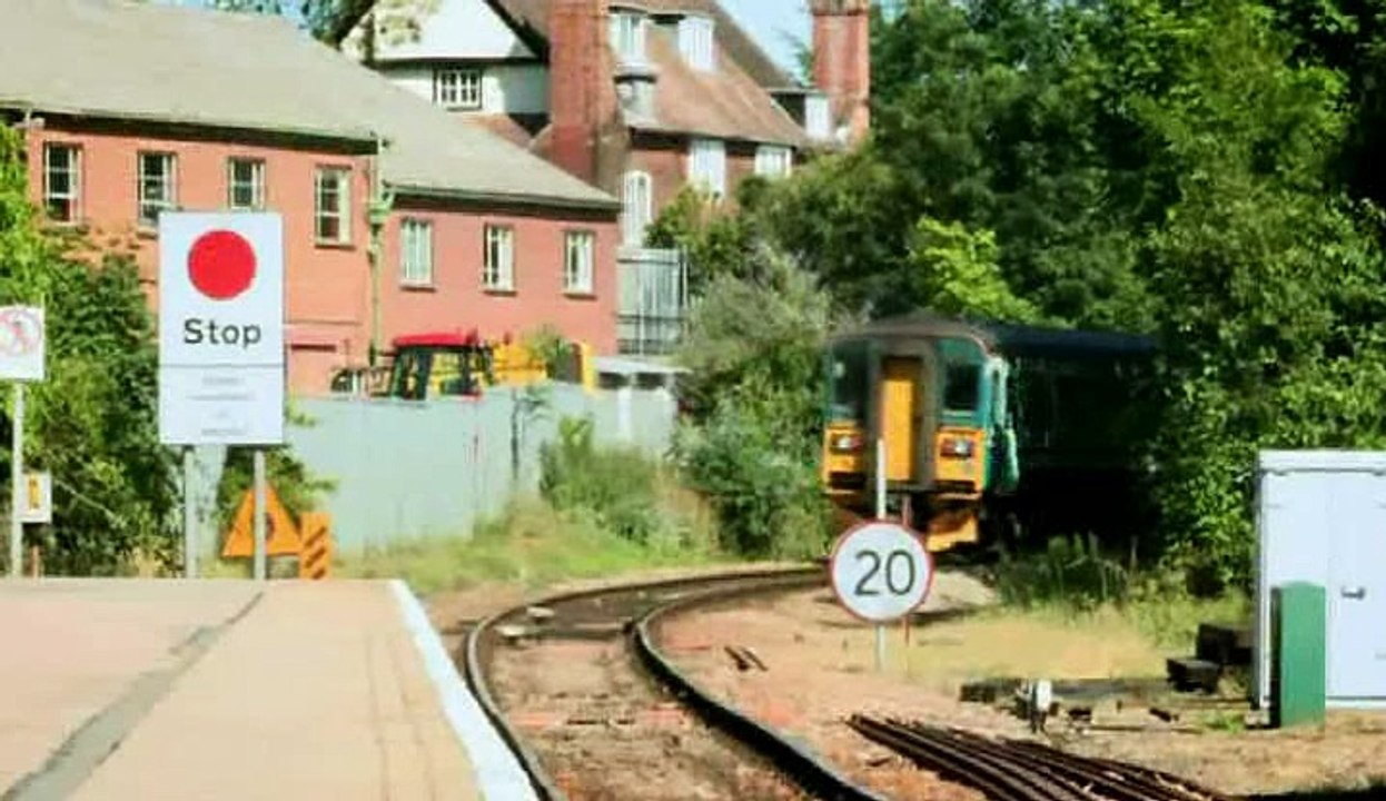 Great British Railway Journeys - S03E03 - Sudbury To Southend