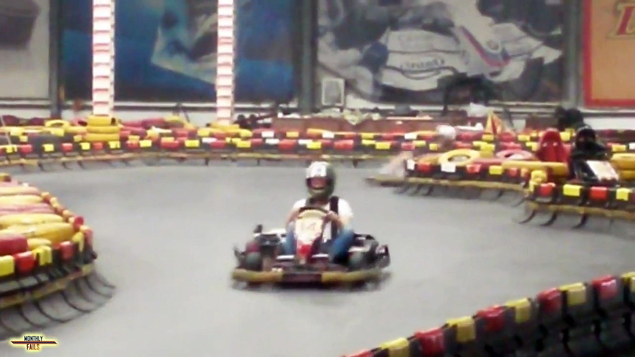 Epic Driving FAILS Compilation || Craziest Drivers by MonthlyFails