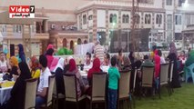 بالفيديو..إفطار جماعى لأهالى غيط العنب المنقولين لمشروع إسكان الرئيس