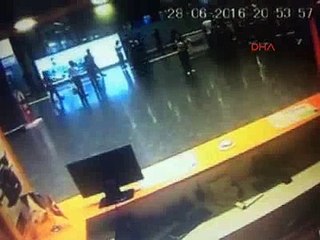 Atatürk Havalimanı'ndaki saldırının yeni görüntüleri