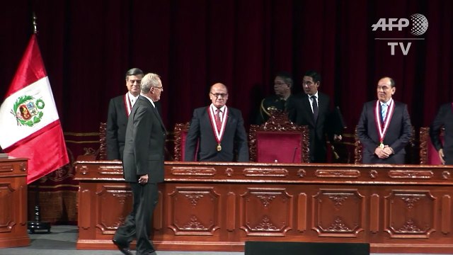 Kuczynski pide unidad al recibir credenciales como líder electo