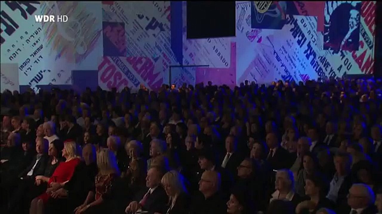 Chopin  Piano Concerto No.1 Op.11 Evgeny Kissin