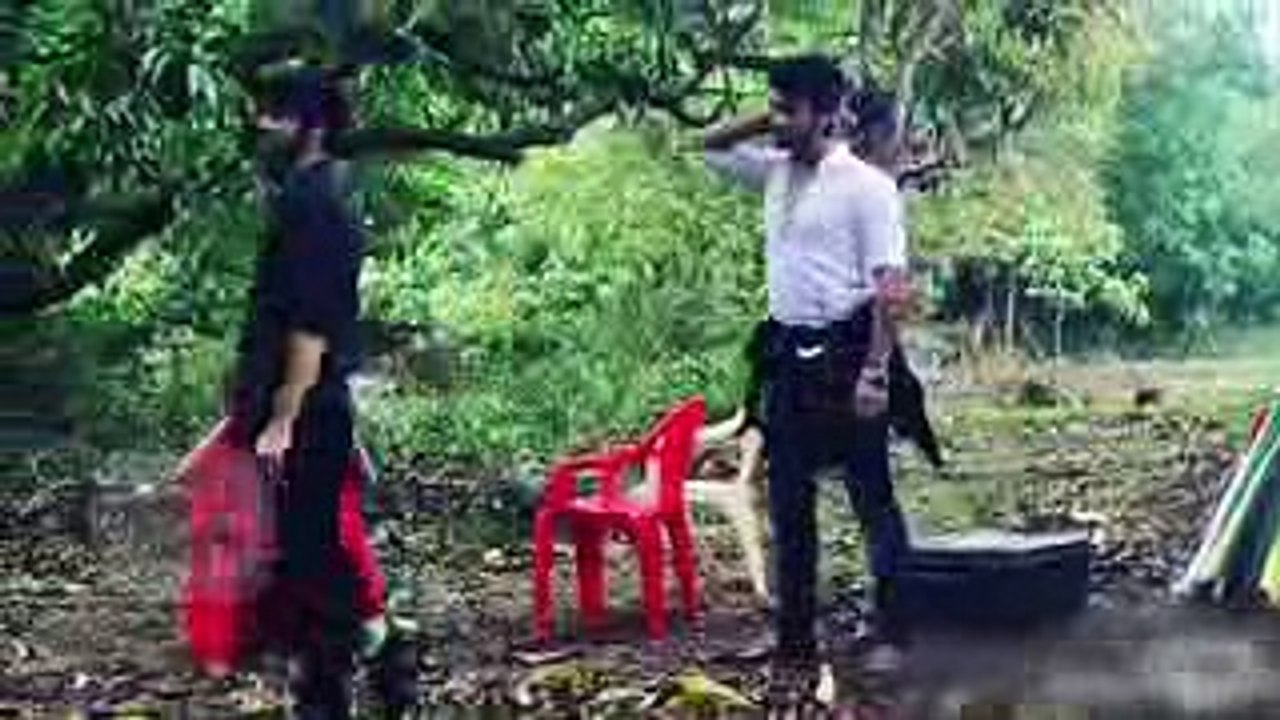 Swara ATTACKED by a SNAKE- - Swaragini - Colors