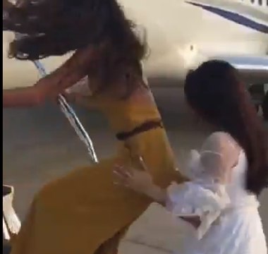 Lisa Haydon and Jacqueline Fernandez competing for Salman Khan’s Kick 2, says Akshay Kumar