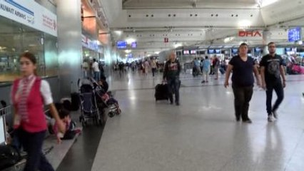 Havalimanında Patlamanın İzleri