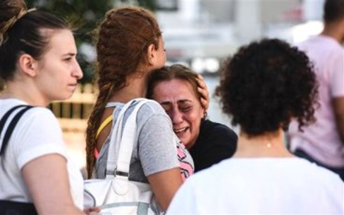 Adli Tıp Önünde Acı Bekleyiş! Saldırıda Hayatını Kaybedenlerin İsimleri Belli Oluyor