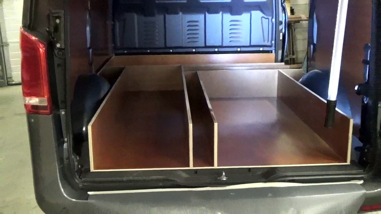 Waarom je Bedrijfswagen bij ons in laten richten? [BEKIJK DEZE VIDEO] Bedrijfswageninrichting Teus