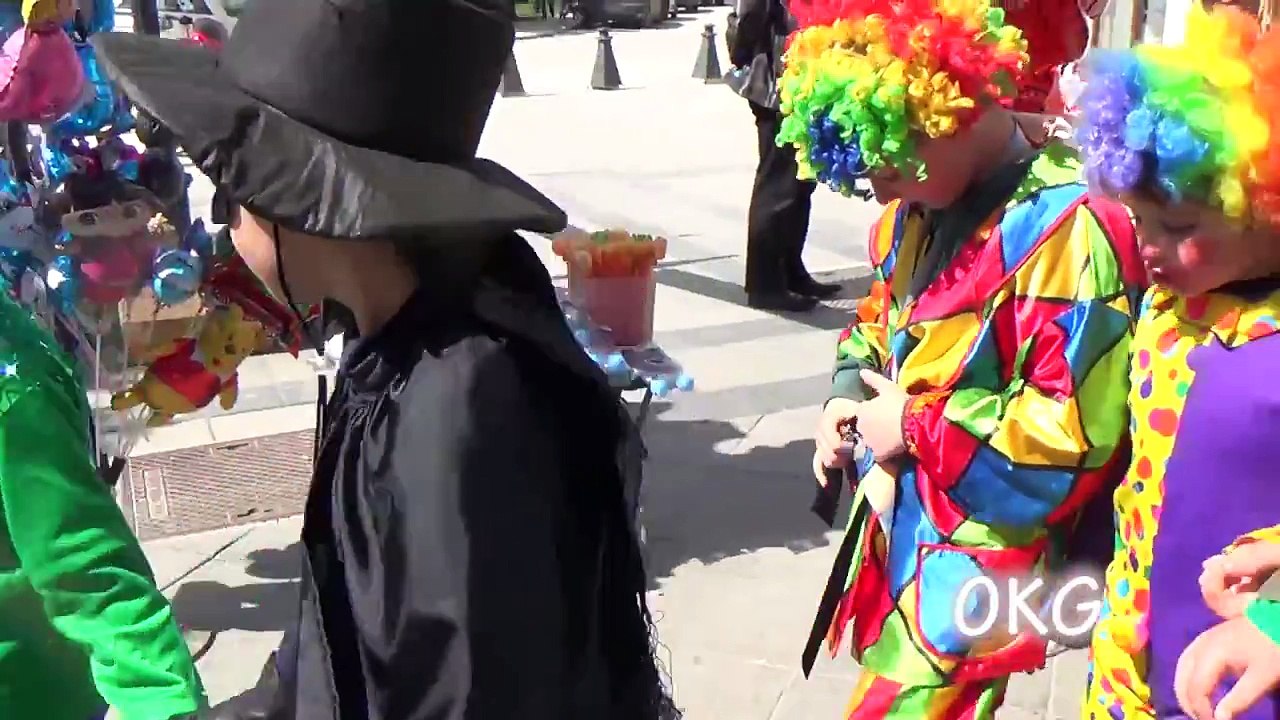 Fancy Costumes Party Video for Kids