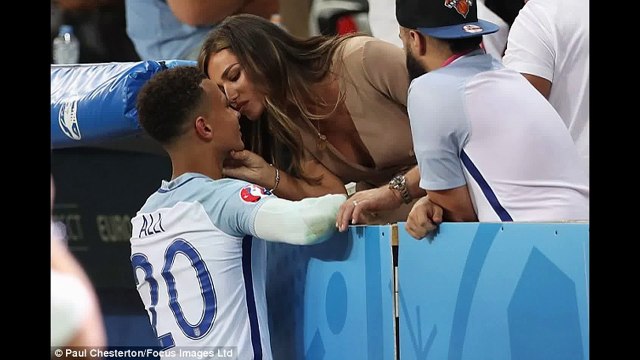 football player Dele Alli hot liplock kiss girlfriend -Trendviralvideos