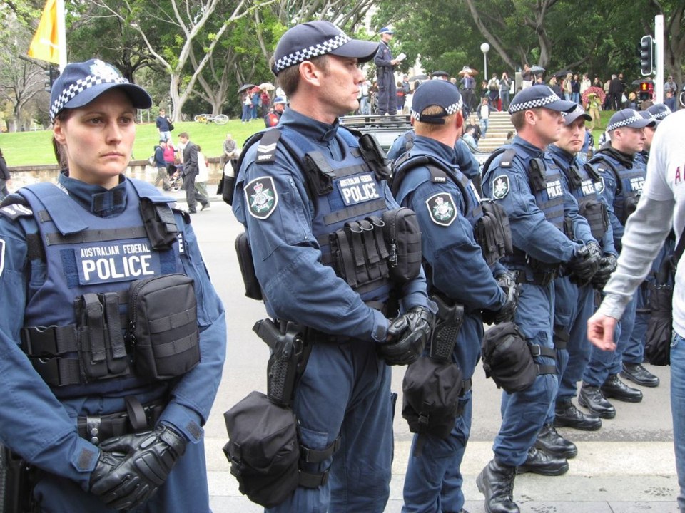 Top 10 Best Police Forces In The World 2016