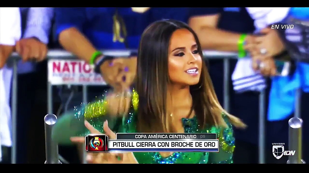 Becky G , Pitbull - Superstar (Live from Copa America Centenario Final)