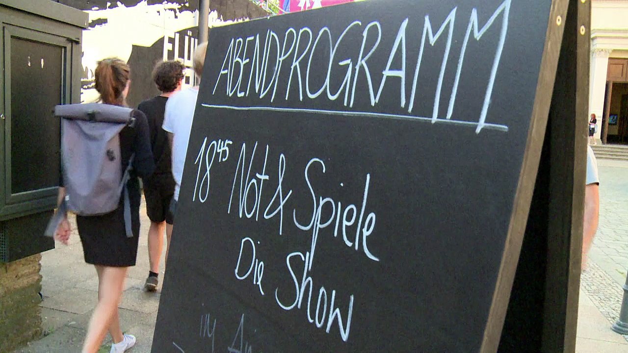 Kunstaktion 'Flüchtlinge fressen' unblutig zu Ende gegangen