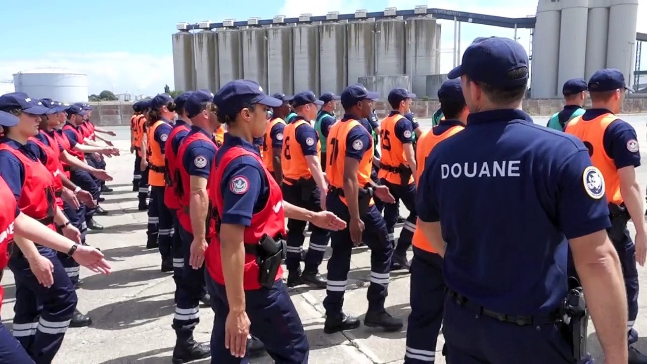 La Rochelle : 86 douaniers se forment pour défiler le 14 juillet