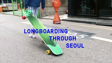 Grosse démo de Longboard dans les rues de Séoul