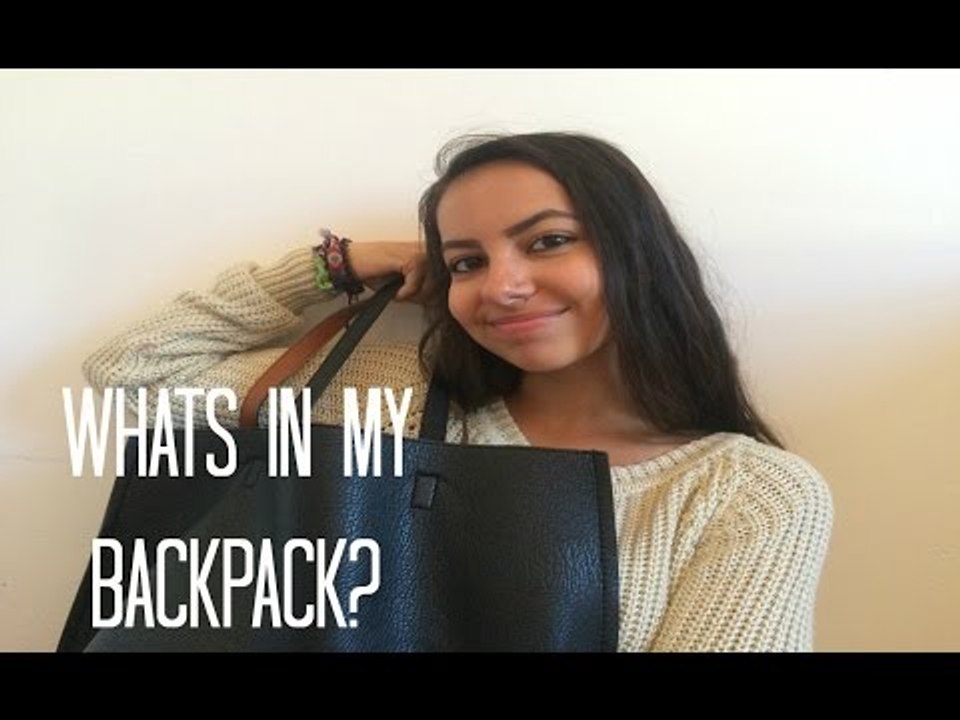 What's In My School Bag!?