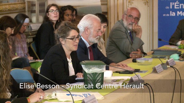 Ségolène Royal, a réuni les acteurs mobilisés pour la fin des sacs plastique à usage unique