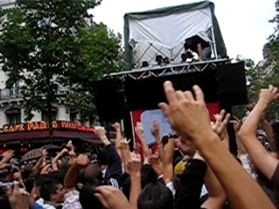 hymne technoparade par jojo