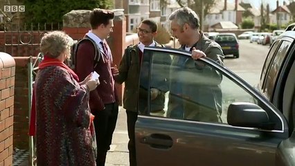 Wizards vs Aliens - S2 E7 - The Curse of Crowe