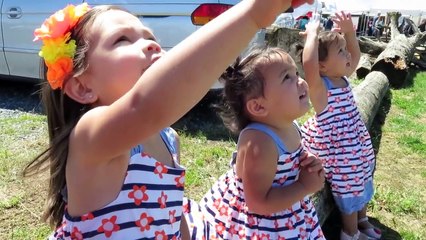 Petites filles vs Cerf-volant