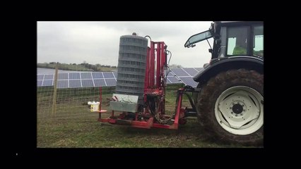 tarla etrafına çit çekme makinesi