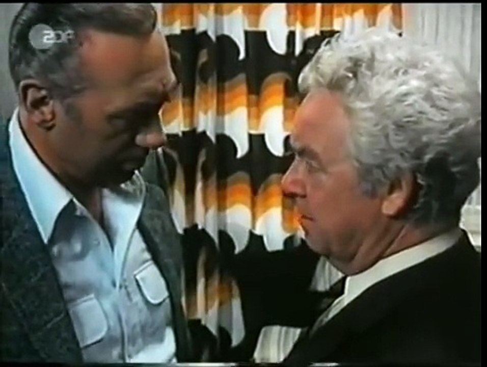 Derrick  E024 - Ein unbegreiflicher Typ