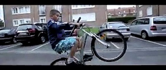 ☆ Gradur  ☆ Freestyle Enléger#2 (Clip officiel)  ☆  By Skutnik Michel