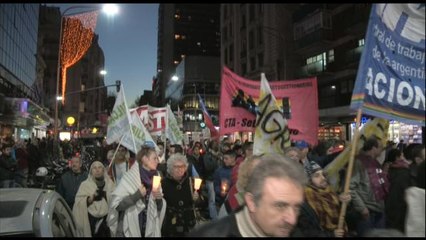 Trabajadores argentinos protestan contra subida de tarifas
