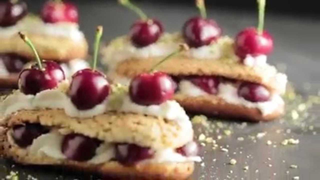 Éclairs de cereza