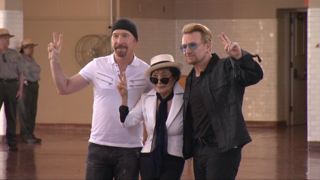 Yoko Ono And Bono Honor John Lennon With Tapestry
